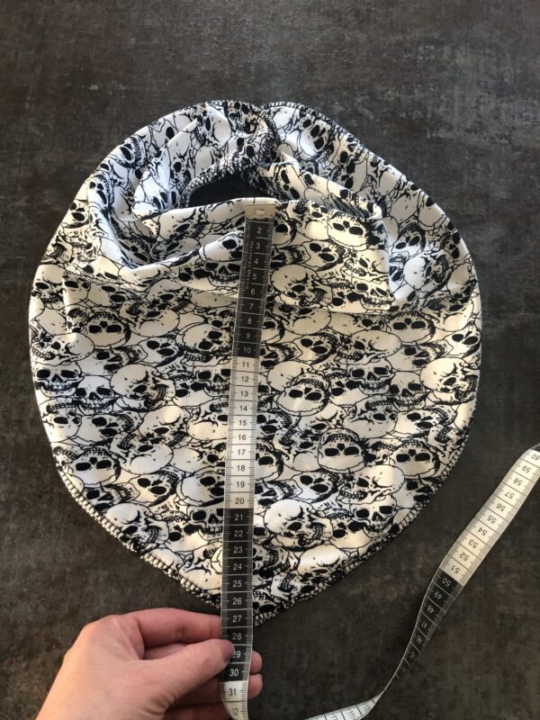 Savlesmæk 28 cm hvid med kranier - Image 4