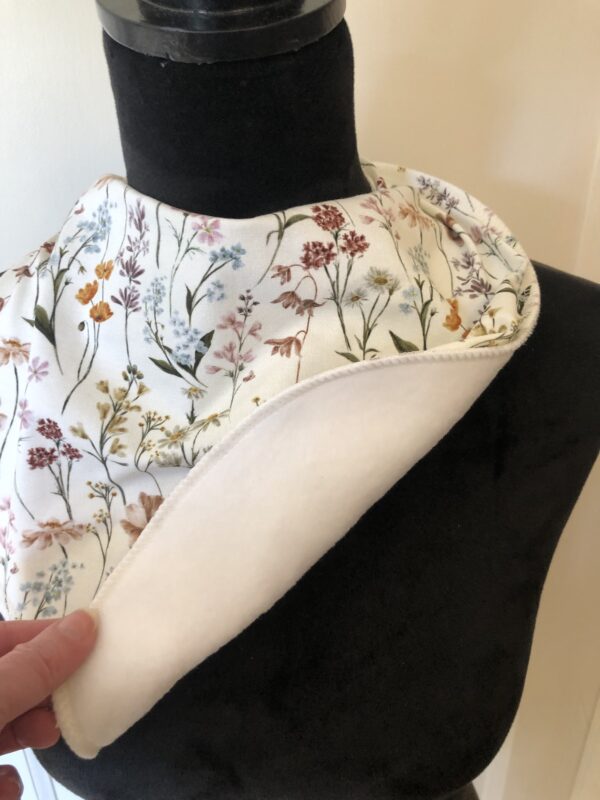 Savlesmæk 24 cm hvid med blomster - Image 3